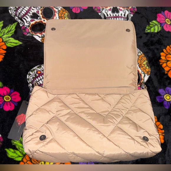 NWOT Nude Quilted Puffer Crossbody Bag - Picture 2 of 6